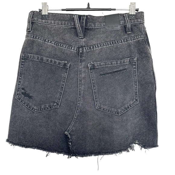 Free People Faded Black Denim Mini Skirt Raw Fringe Hem Size 27 New - Picture 3 of 8